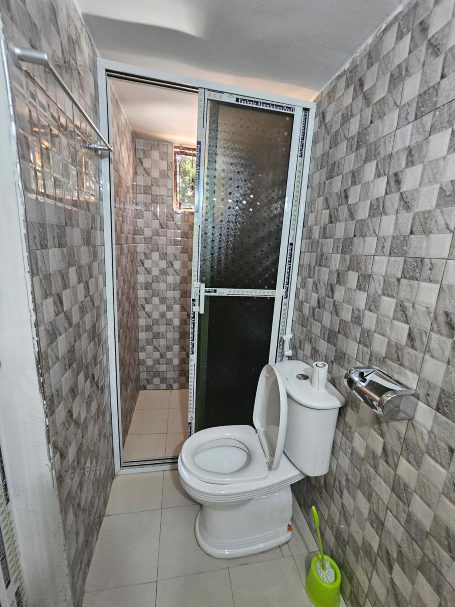 B-More Comfort Stay Boma la Ngombe Exterior foto