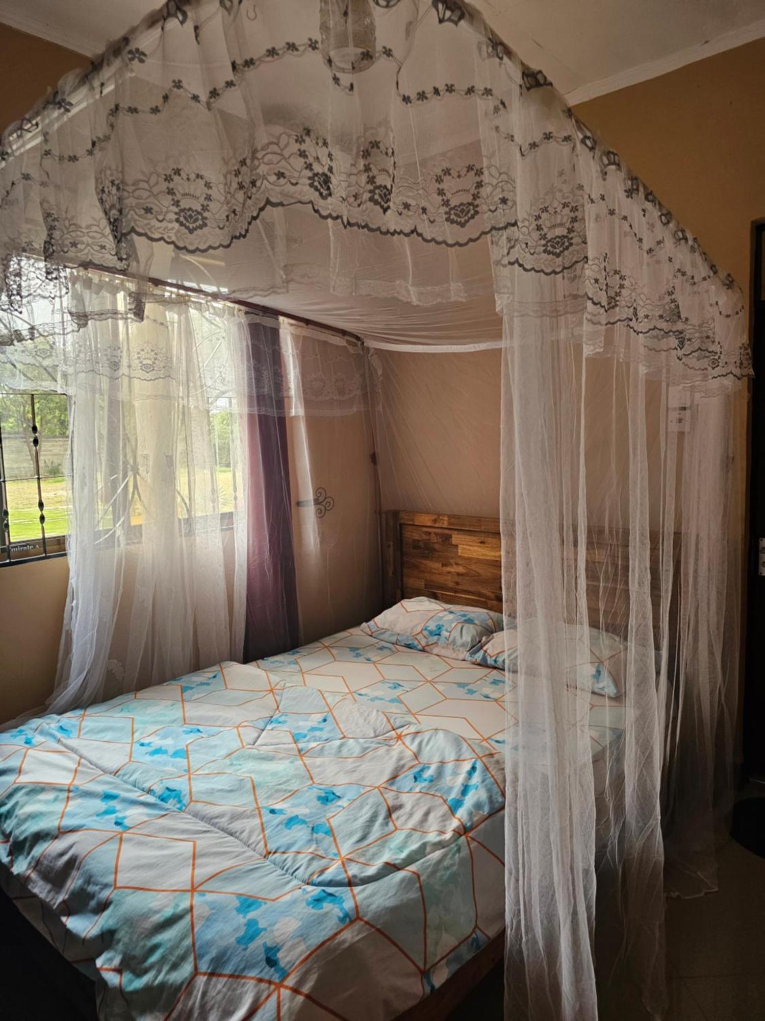 B-More Comfort Stay Boma la Ngombe Exterior foto